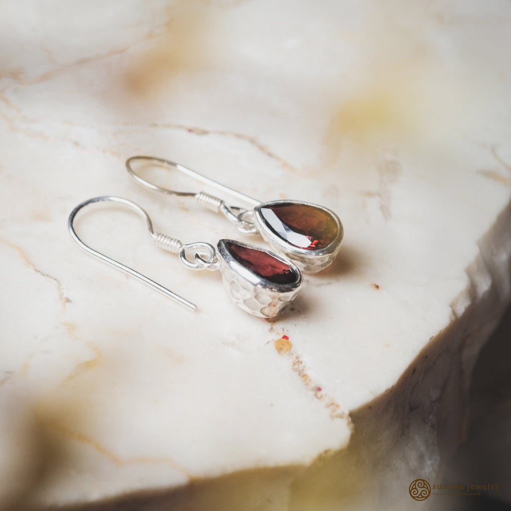 Hammer Peridot/ Citrine/ Garnet/ Rainbow Moonstone Earrings in Sterling Silver
