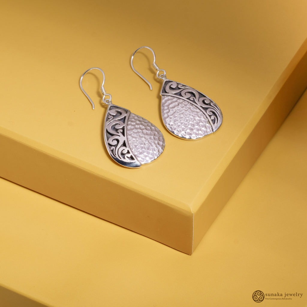 Gergajian Balinese Hammer Dangle Earrings in Sterling Silver