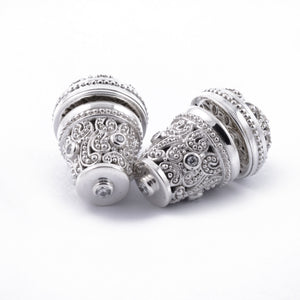 Padma Acala Earrings in Sterling Silver