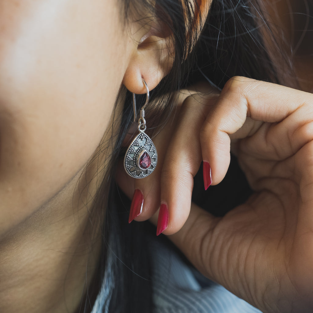 Classic Teardrop Earrings In 925 Silver With Gemstone Jawan Gunung Collections