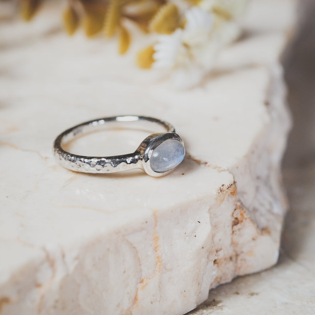 925 Silver Hammered Texture Ring With Moonstone