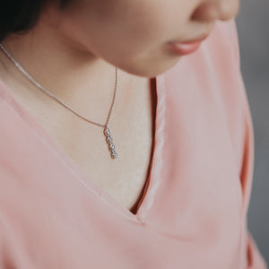 Drop Bar Necklace in 925 Silver With White Zircon